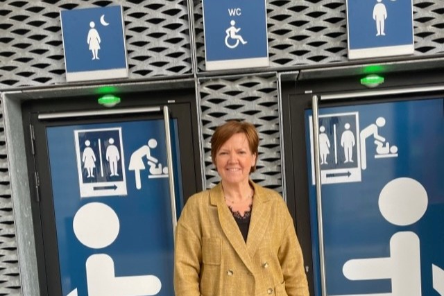 Els Van Hoof (cd&v) blijft bezorgd over toegankelijkheid toiletten in Leuvens station