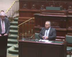 Plenaire Vraag samenwerking civiele en militaire luchtvaart aan Bellot Plenaire Vraag samenwerking civiele en militaire luchtvaart aan Bellot